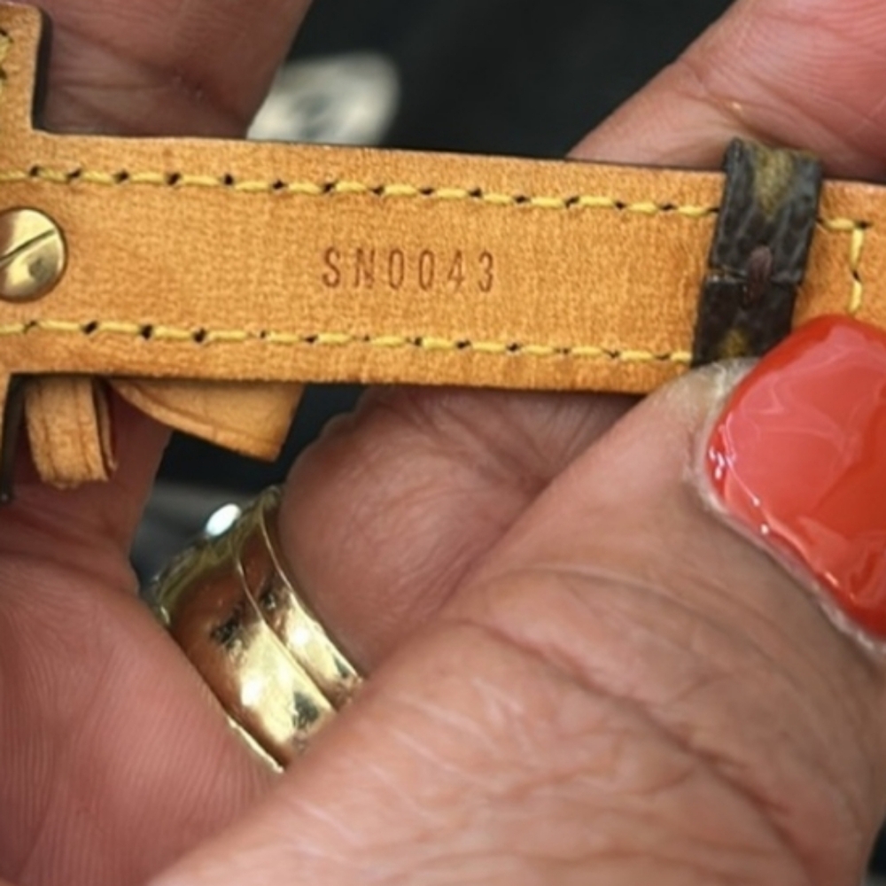 Louis Vuitton Monogram Cuff Bracelet ✨️💕 - Picture 3 of 6